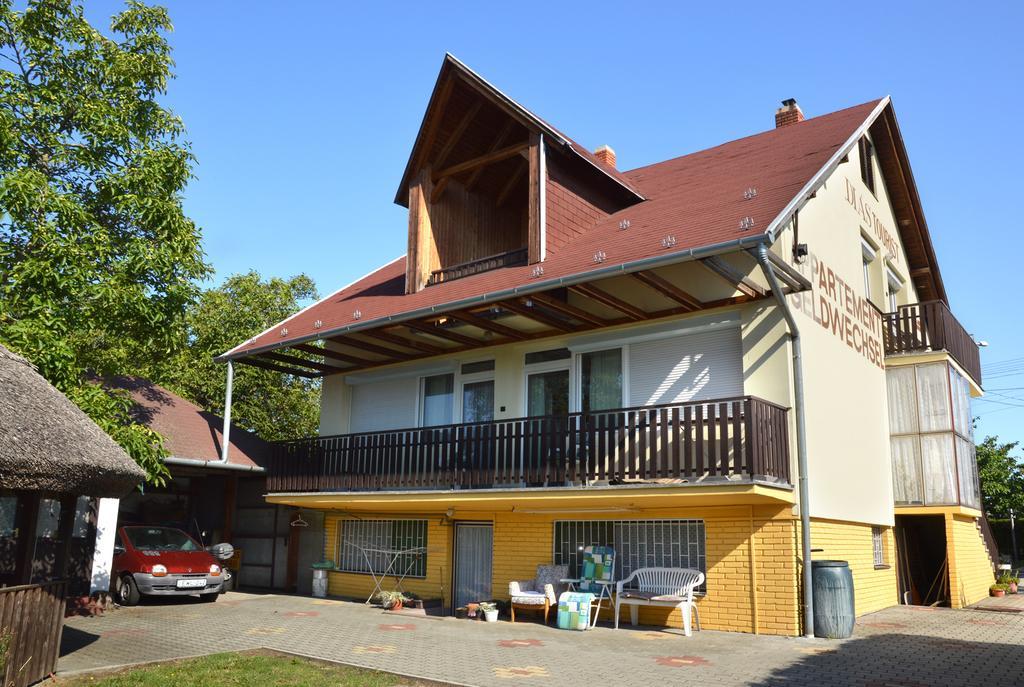 Benedekne Haza Apartment Gyenesdias Exterior photo